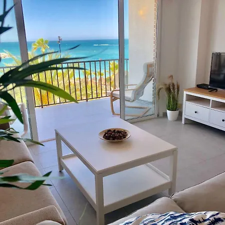 Impresionante 1ª Linea De Playa...