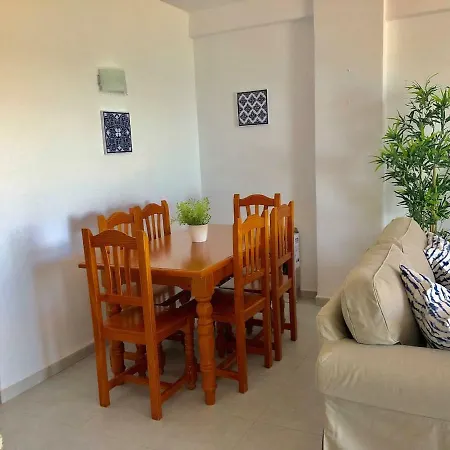 Impresionante 1ª Línea De Playa... Apartamento