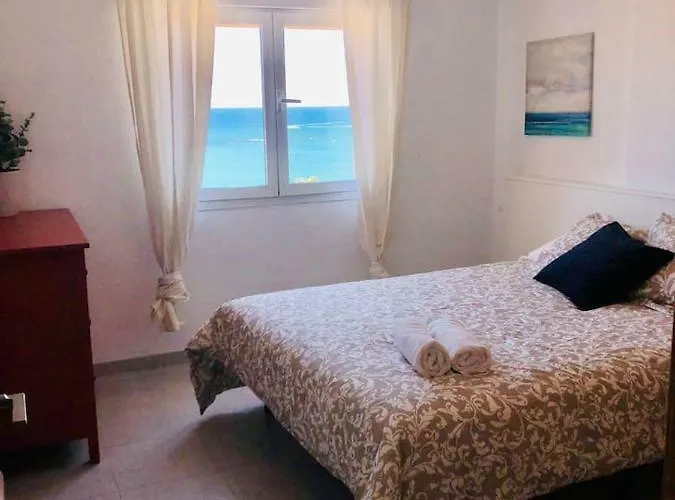 Apartmán Impresionante 1ª Linea De Playa... *